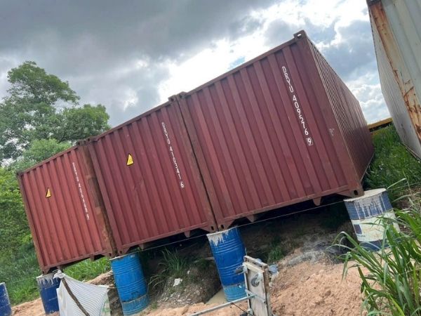 Đặc điểm kỹ thuật và tiêu chuẩn chất lượng của container khô