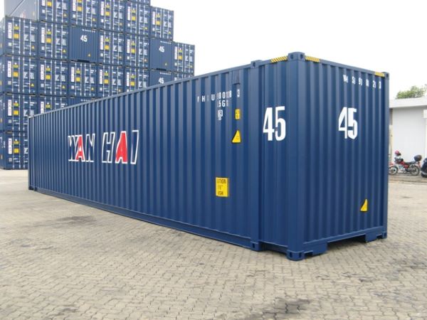 Container 45 feet là loại có kích thước lớn nhất