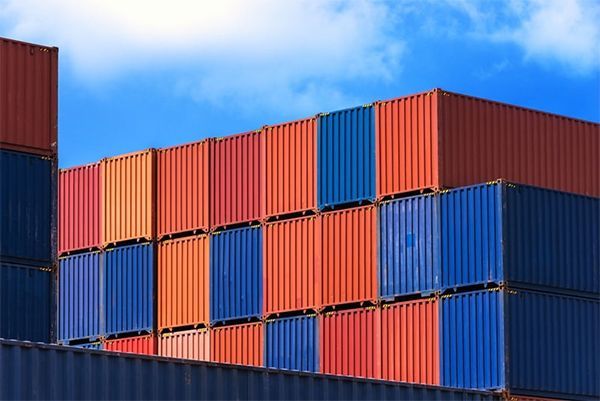 Kích thước và thể tích rộng, container khô cho phép vận chuyển số lượng hàng hóa 