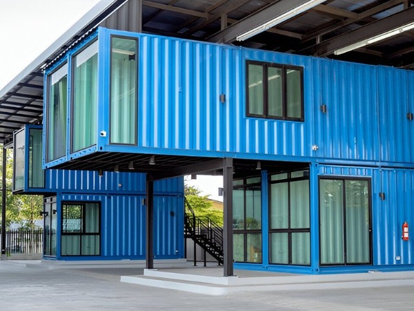 Ứng dụng container khô làm quán cà phê