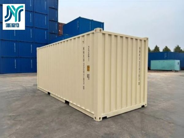 Ưu điểm của container khô trong vận tải hàng hóa