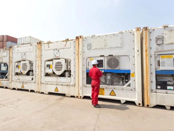 Container lạnh cần được kiểm tra thường xuyên để đảm bảo hiệu suất làm lạnh