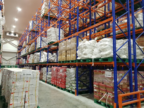 Kệ kho lạnh chất lượng và giá trị sản phẩm trong suốt quá trình lưu trữ
