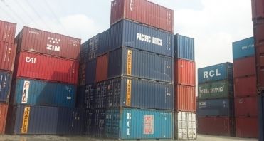 Những lưu ý khi mua thùng container cũ
